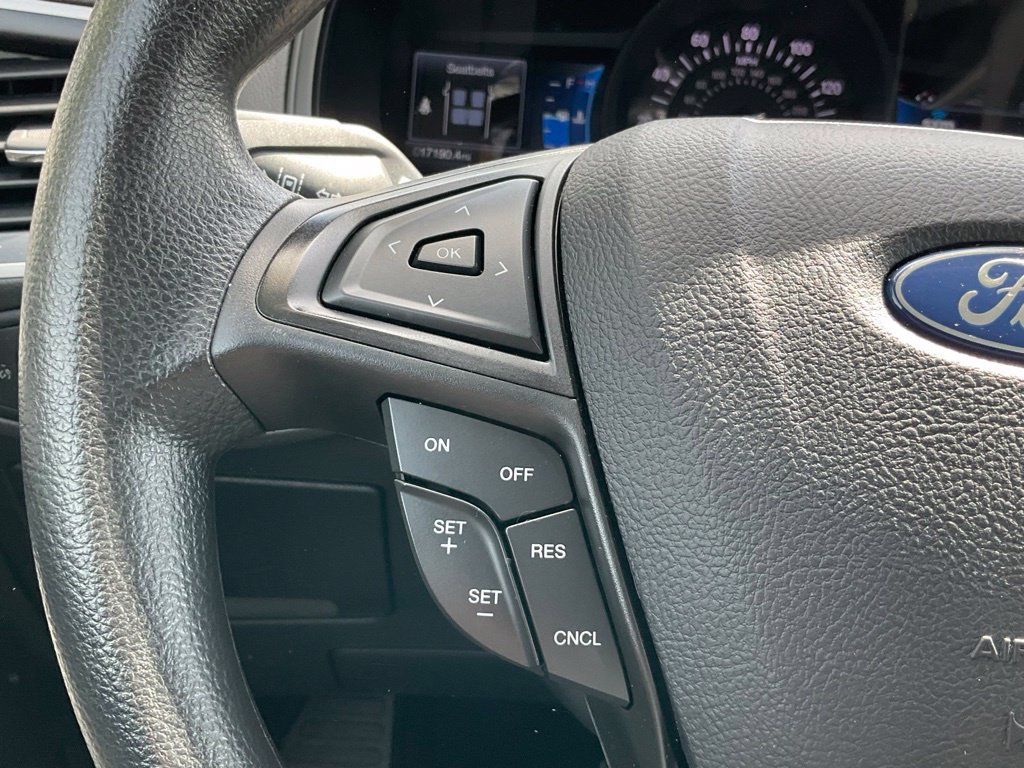 Used 2024 Ford Edge SE w/ Black Appearance Package AWD/4WD image 5