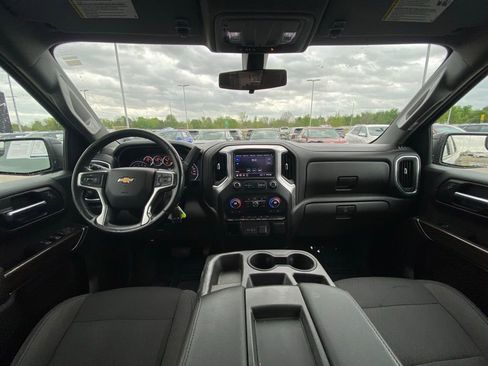 Used 2020 Chevrolet Silverado 1500 LT w/ Fleet Comfort Package AWD/4WD image 22