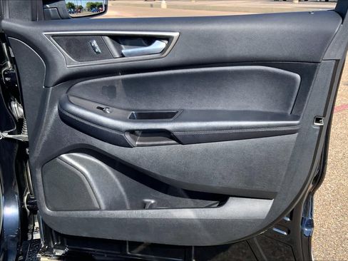 Used 2016 Ford Edge SEL w/ Equipment Group 201A image 22