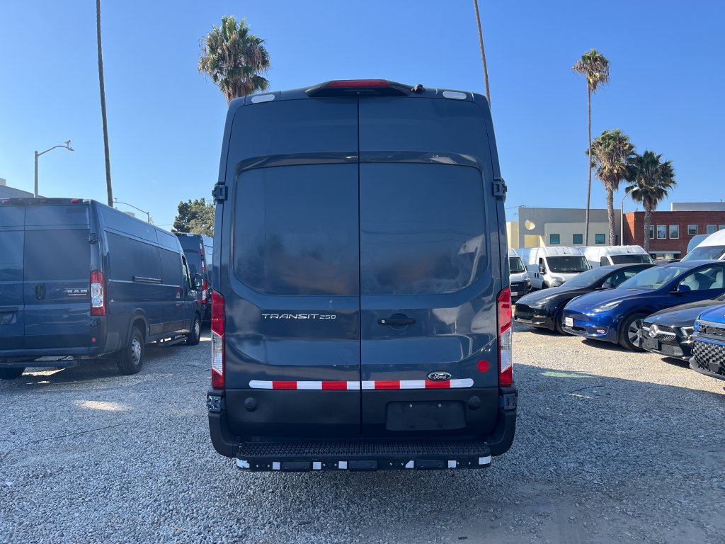 Used 2021 Ford Transit 250 148 High Roof Extended w/ Parcel Delivery Package RWD image 7