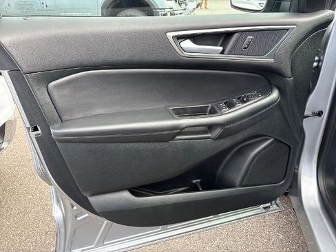 Used 2024 Ford Edge SEL image 20