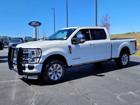 Used 2022 Ford F350 Platinum image 3
