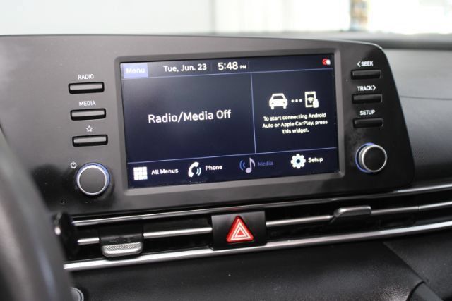 Used 2021 Hyundai Elantra SEL w/ Cargo Package FWD image 13