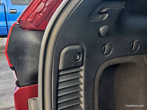 Used 2019 Jeep Grand Cherokee Altitude image 13