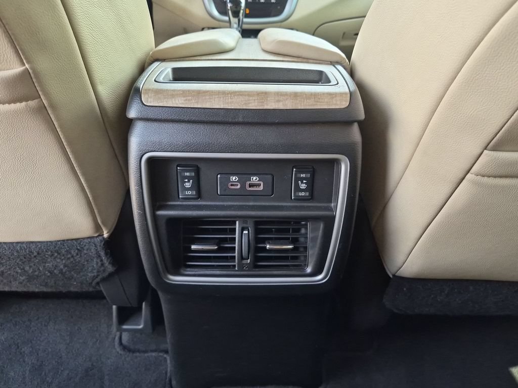 Certified 2022 Nissan Murano SL w/ SL Moonroof Package FWD image 39