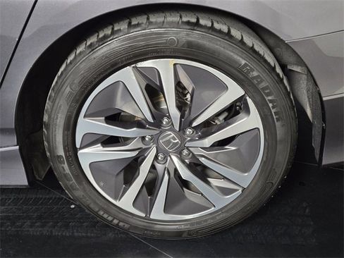 Used 2019 Honda Accord Hybrid image 11