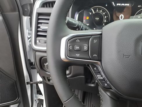 New 2026 RAM 1500 Big Horn AWD/4WD image 21