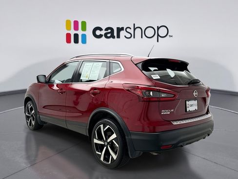 Used 2022 Nissan Rogue Sport SL AWD/4WD image 3