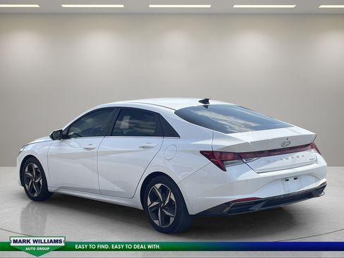 Used 2021 Hyundai Elantra Limited FWD image 6