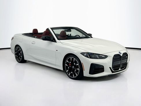 Certified 2026 BMW M440i Convertible w/ Premium Package RWD image 3