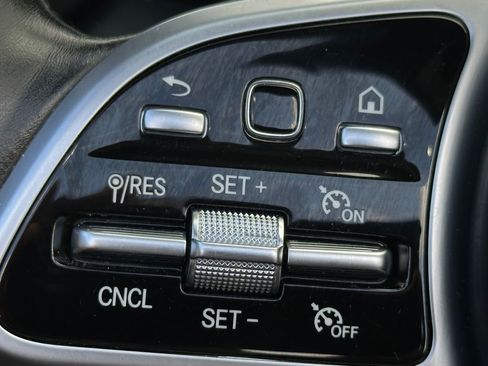 Used 2019 Mercedes-Benz C 300 4MATIC Cabriolet image 21