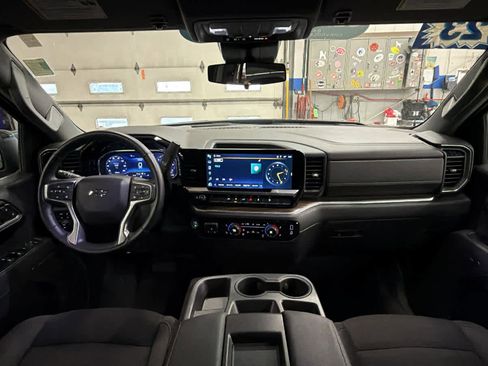 Certified 2023 Chevrolet Silverado 1500 RST image 24