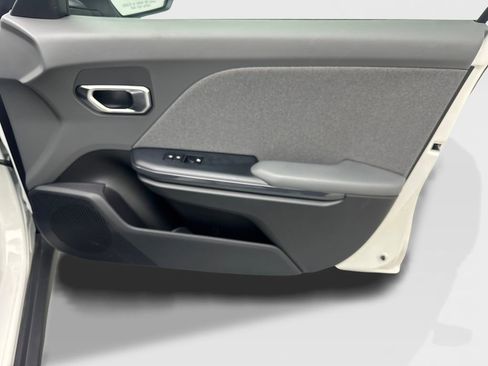 Used 2025 Kia K4 EX FWD image 48
