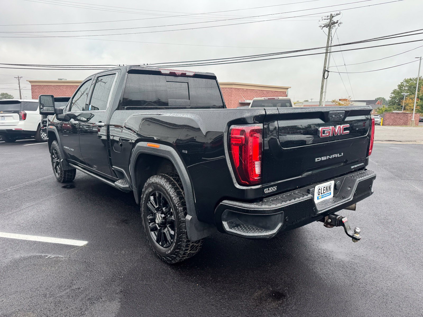 Used 2021 GMC Sierra 2500 Denali w/ Denali Black Diamond Edition AWD/4WD image 4