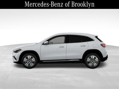 Used 2026 Mercedes-Benz GLA 250 4MATIC image 35