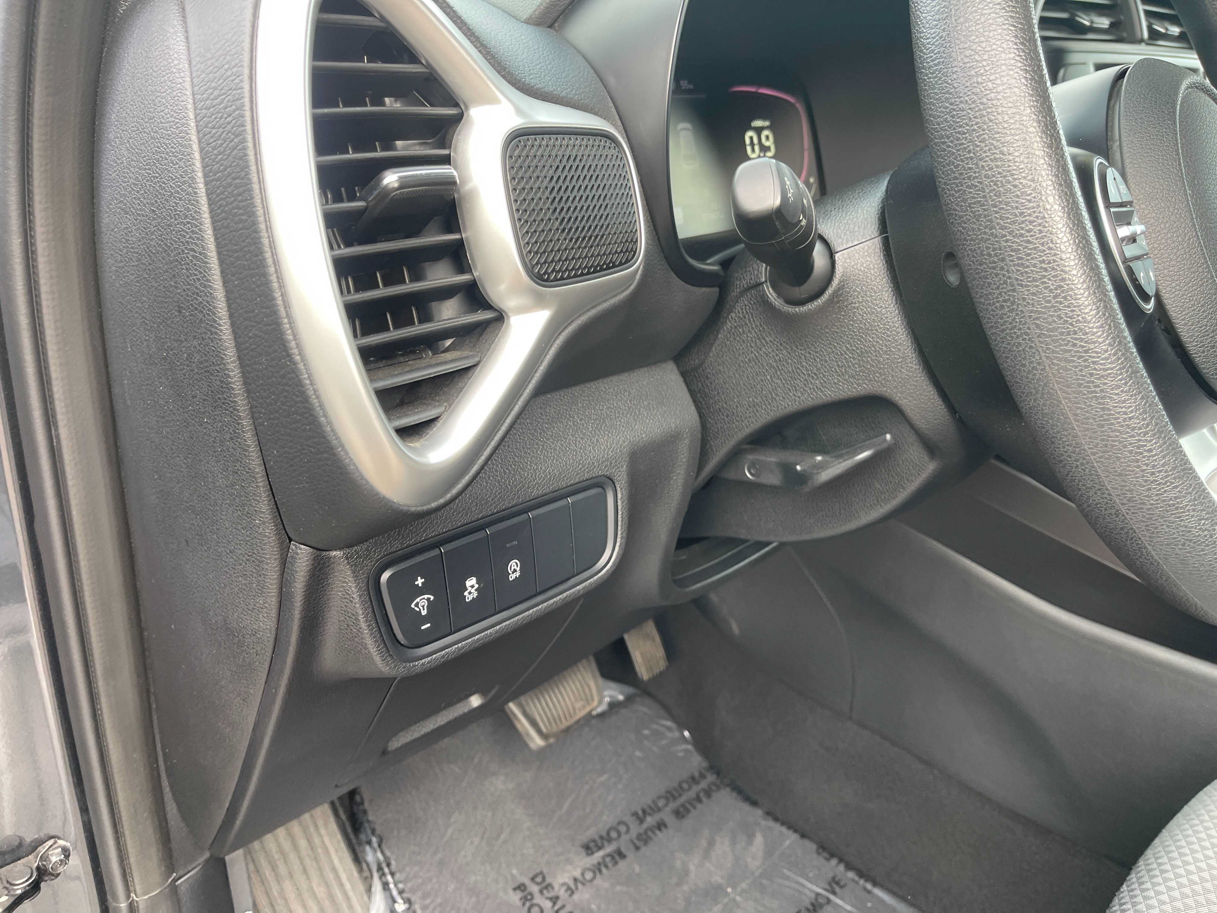 Used 2023 Kia Soul LX w/ LX Technology Package FWD image 18