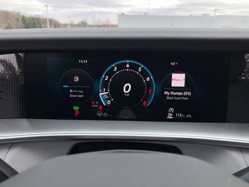 New 2026 Volkswagen Tiguan SE R-Line AWD/4WD image 21