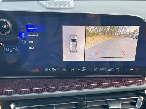 New 2026 Chevrolet Traverse RS w/ LPO, Floor Liner Package image 11