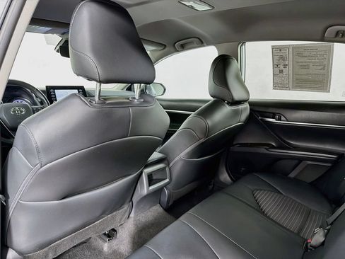 Used 2024 Toyota Camry SE FWD image 36