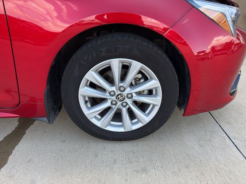 Used 2025 Toyota Corolla SE FWD image 29