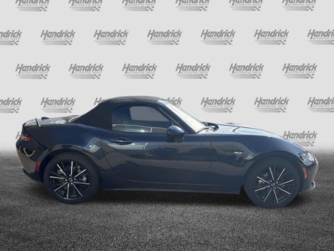 Used 2025 MAZDA MX-5 Miata Grand Touring w/ Weather Package RWD image 11