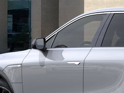 New 2025 Cadillac Lyriq Luxury image 12