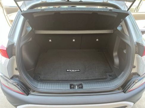 Used 2022 Hyundai Kona SE FWD image 13