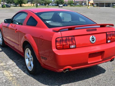 Used 2006 Ford Mustang GT image 6