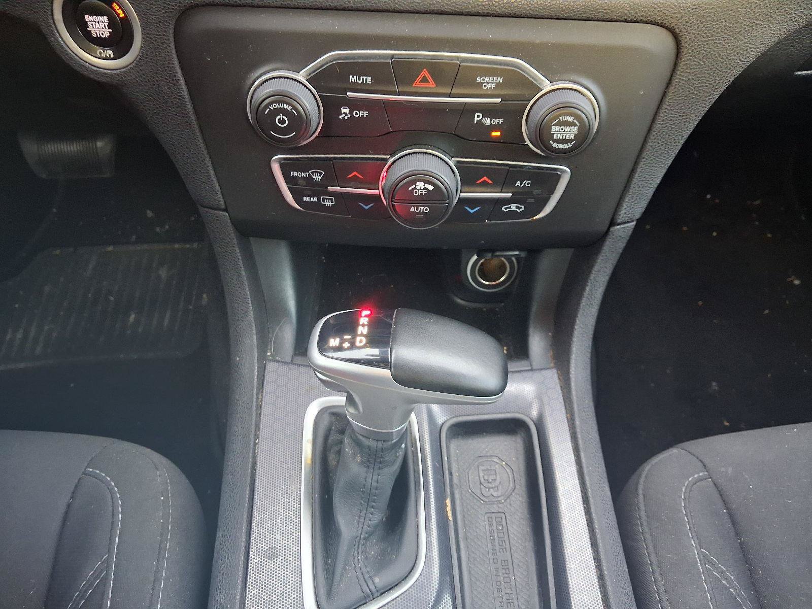 Used 2018 Dodge Charger SXT Plus w/ Beats Audio Group RWD image 31