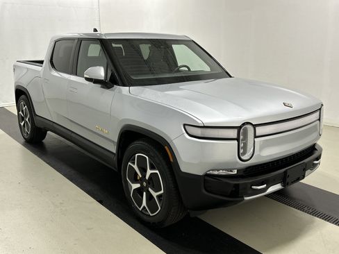 Used 2023 Rivian R1T Adventure AWD/4WD image 7