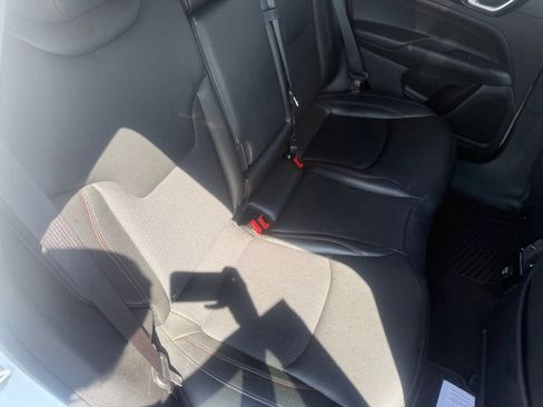 Used 2025 Jeep Compass Trailhawk AWD/4WD image 48
