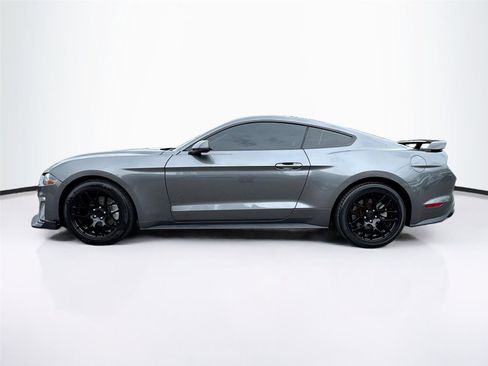 Used 2021 Ford Mustang Premium image 4