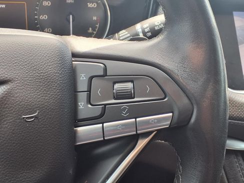 Used 2024 Cadillac XT6 Luxury FWD image 16