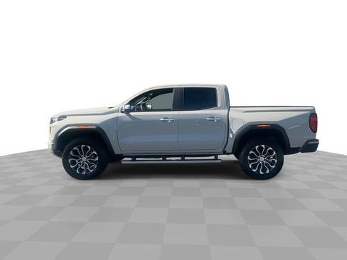 New 2026 GMC Canyon Denali image 5