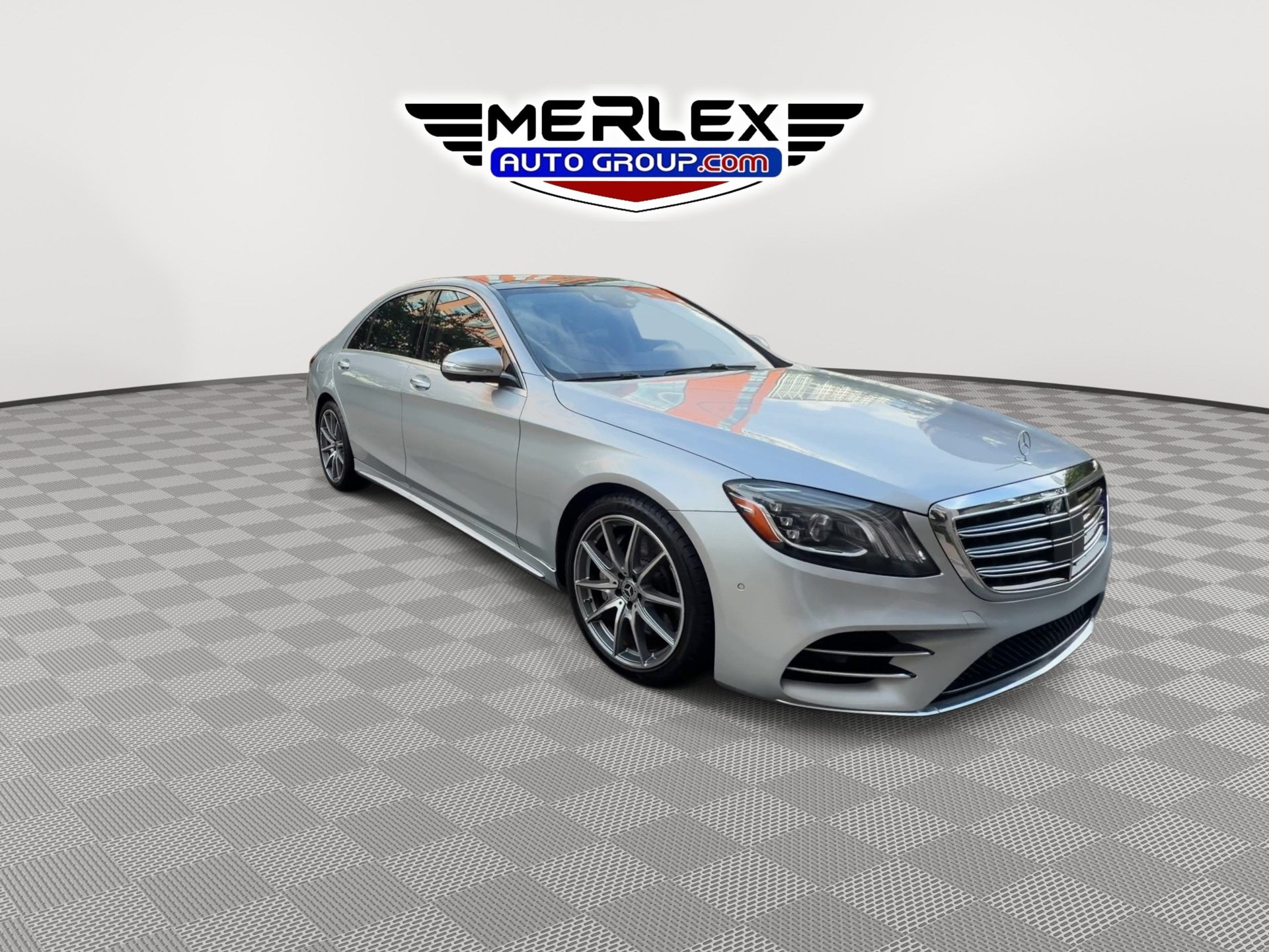 Used 2020 Mercedes-Benz S 560 Sedan w/ AMG Line Exterior image 2