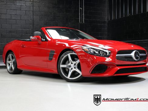 Used 2017 Mercedes-Benz SL 550 image 1