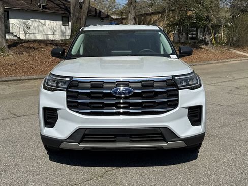 New 2026 Ford Explorer Active image 2