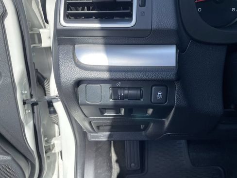 Used 2016 Subaru Impreza 2.0i Sport Premium AWD/4WD image 18