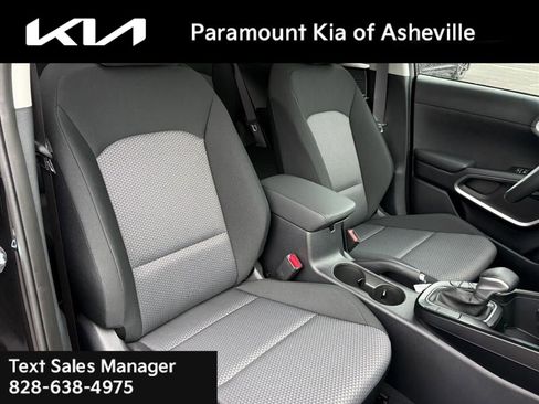 New 2025 Kia Soul LX image 17