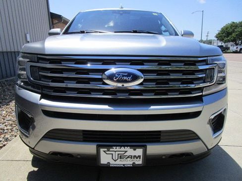 Used 2021 Ford Expedition Limited image 2