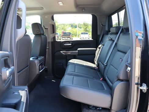 Used 2021 Chevrolet Silverado 2500 LTZ w/ LTZ Plus Package image 47