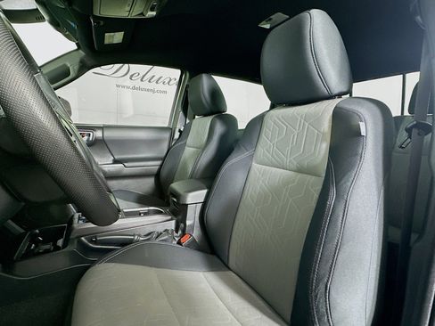 Used 2023 Toyota Tacoma TRD Sport image 20