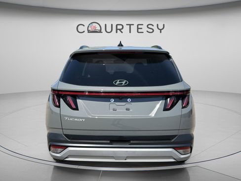 Used 2025 Hyundai Tucson SEL image 4