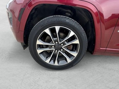 Used 2022 Jeep Grand Cherokee L Overland w/ Advanced Protech Group III RWD image 23