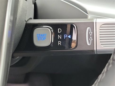 New 2026 Hyundai Ioniq 9 SE w/ Tow & Go Package image 8