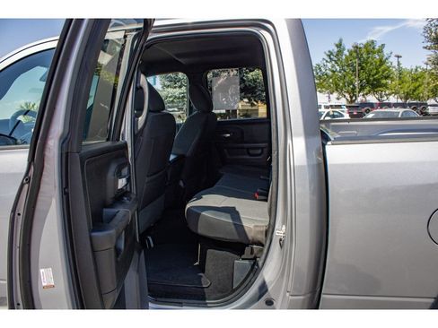 Used 2022 RAM 1500 Warlock AWD/4WD image 16