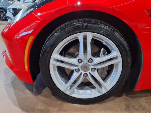 Used 2016 Chevrolet Corvette Stingray Coupe RWD image 8