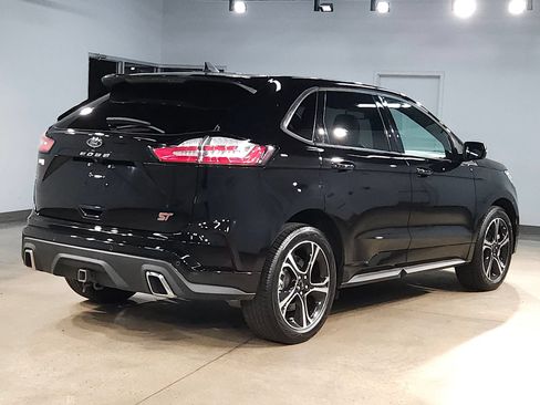 Used 2023 Ford Edge ST AWD/4WD image 7