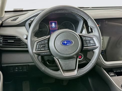 Used 2025 Subaru Outback Premium image 18