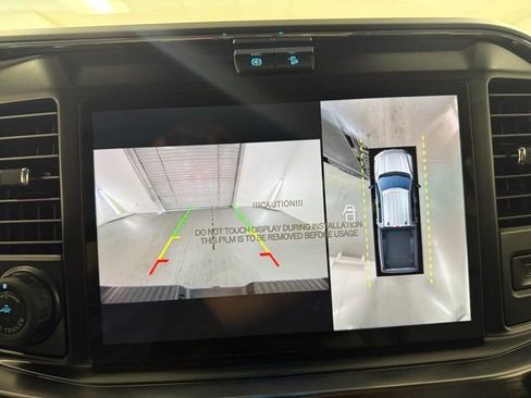 New 2026 Ford F250 Lariat w/ Black Appearance Package image 19